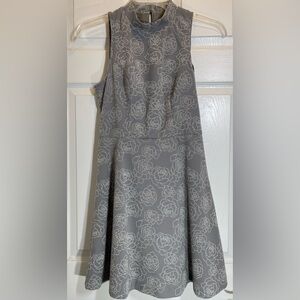 LC Lauren Conrad Folkloric Dress Cutout Floral Fit and Flare Size‎ 6